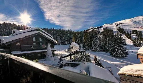 Le Lana Hotel 4*
